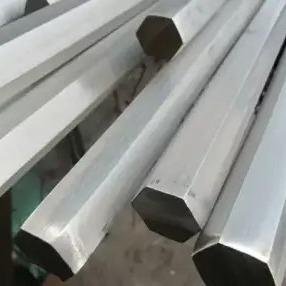 समुद्री रसायन उद्योग में 316एल स्टेनलेस स्टील हेक्सागोनल बार ठोस