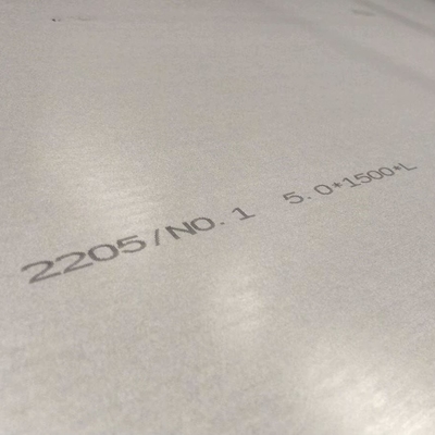 ASTM A790 2205 स्टेनलेस स्टील प्लेट 1000-8000 मिमी लंबाई प्रतिरोध
